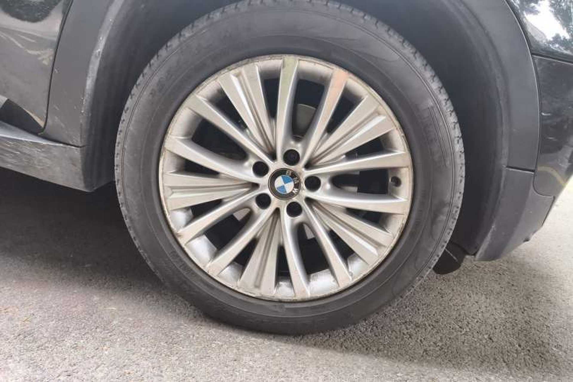 Used BMW X5 2013 xDrive35i Leading Model Right Front Wheel Hub