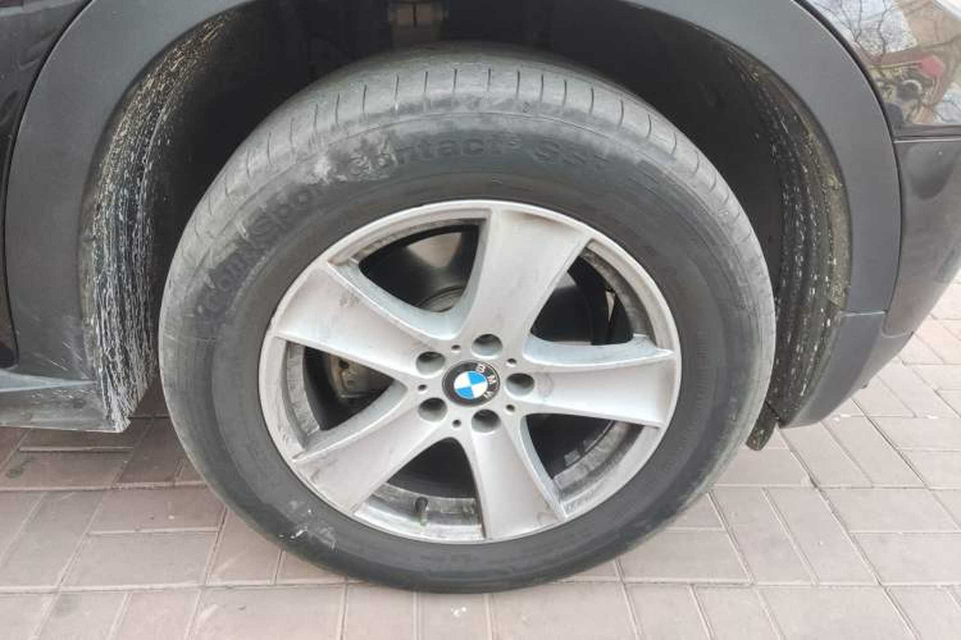 Used BMW X5 2013 xDrive35i Leading Model Right Front Wheel Hub