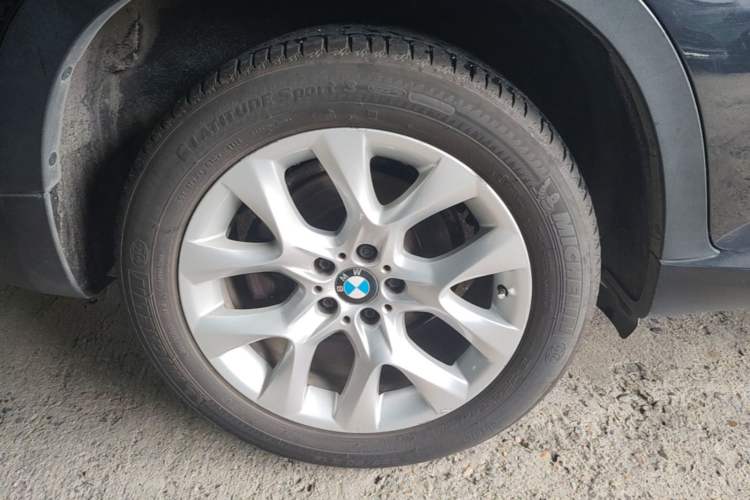 Used BMW X5 2013 xDrive35i Luxury Edition Right Rear Wheel Hub