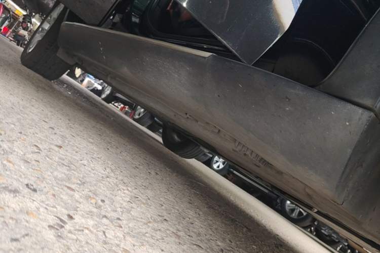 Used BMW X5 2013 xDrive35i Luxury Edition Right Side Sill