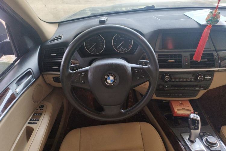 Used BMW X5 2013 xDrive35i U.S. specification Steering Wheel