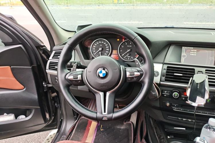 Used BMW X5 2013 xDrive35i Leading Model Steering Wheel