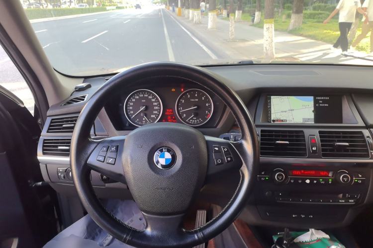 Used BMW X5 2013 xDrive35i U.S. specification Steering Wheel