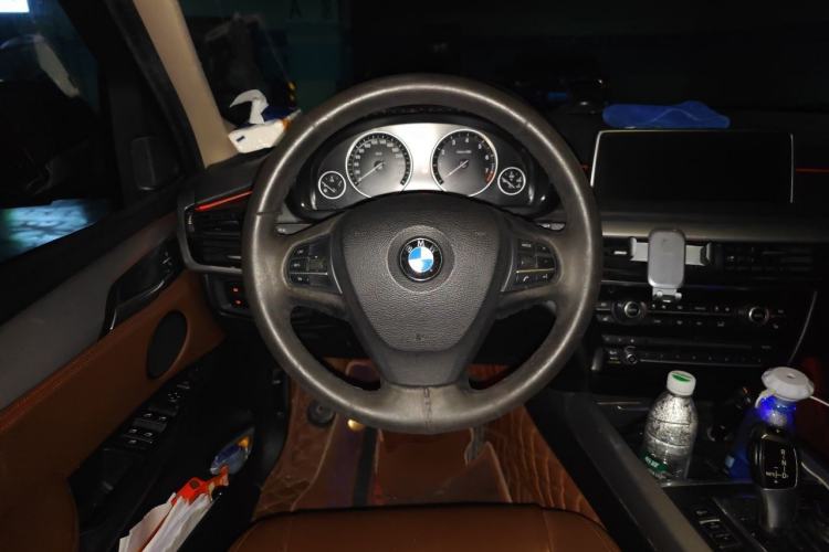 Used BMW X5 2013 xDrive35i Leading Model Steering Wheel