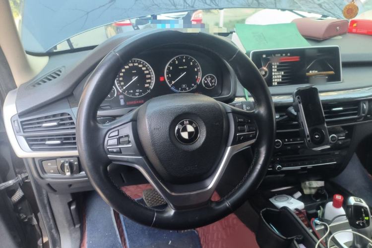 Used BMW X5 2013 xDrive35i Luxury Edition Steering Wheel