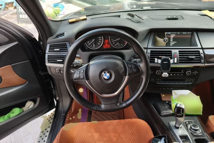 Used BMW X5 2013 xDrive35i Leading Model Steering Wheel
