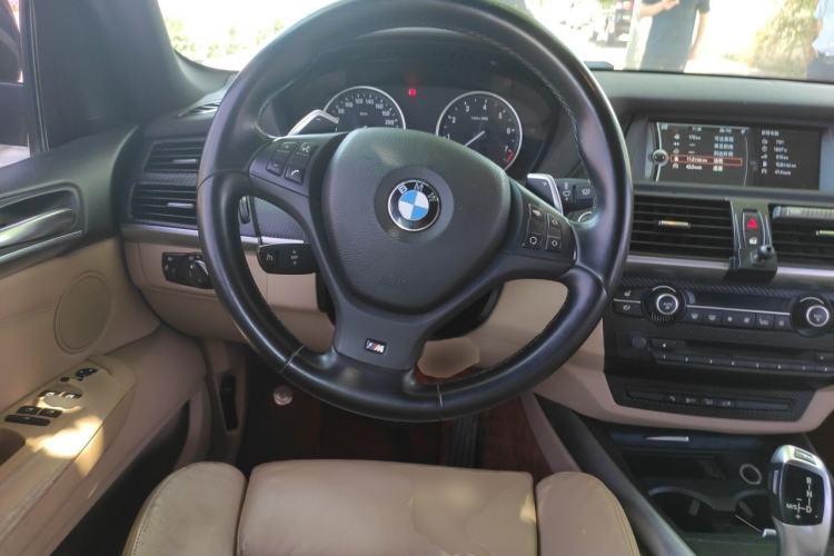 Used BMW X5 2013 xDrive35i Leading Model Steering Wheel