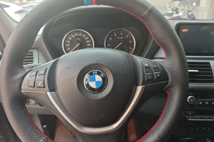 Used BMW X5 2013 xDrive35i Luxury Model Steering Wheel
