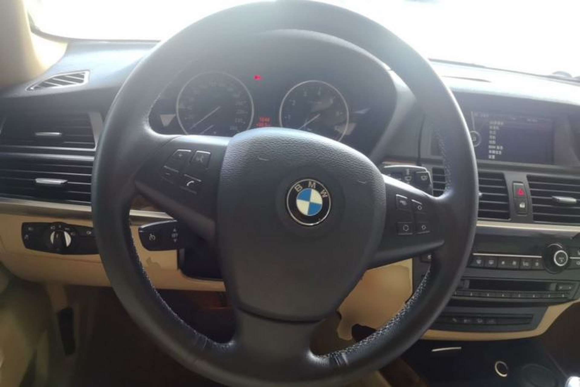 Used BMW X5 2013 xDrive35i Leading Model Steering Wheel