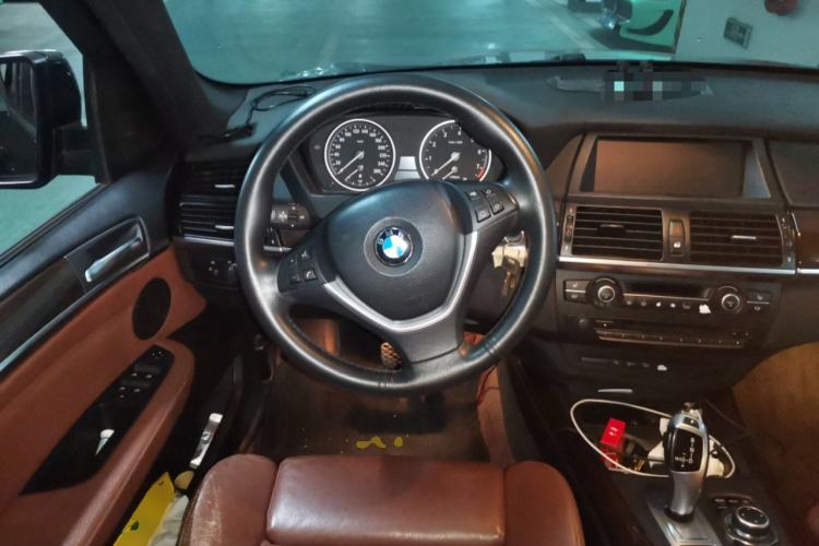 Used BMW X5 2013 xDrive35i Luxury Edition Steering Wheel