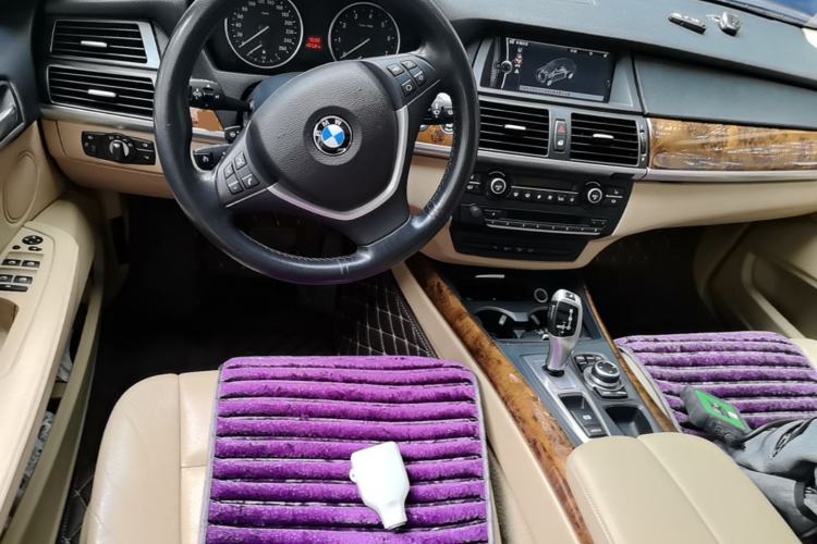 Used BMW X5 2013 xDrive35i Leading Model Steering Wheel