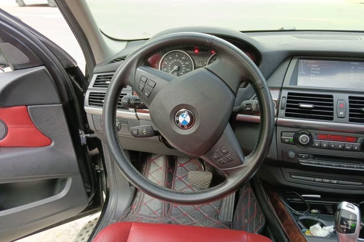 Used BMW X5 2013 xDrive35i Leading Model Steering Wheel