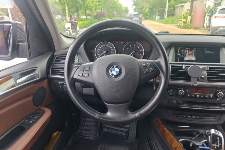 Used BMW X5 2013 xDrive35i Leading Model Steering Wheel