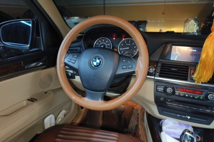 Used BMW X5 2013 xDrive35i U.S. specification Steering Wheel