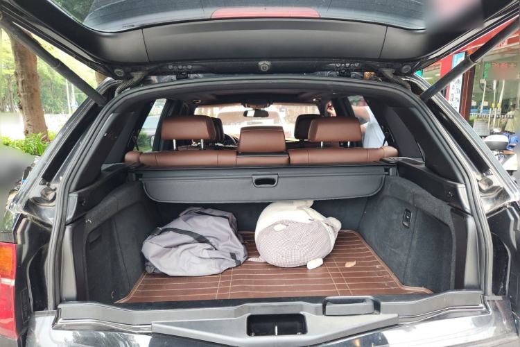Used BMW X5  Trunk