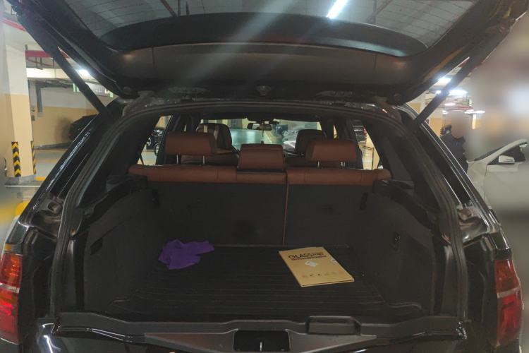 Used BMW X5 2013 xDrive35i Luxury Edition Trunk