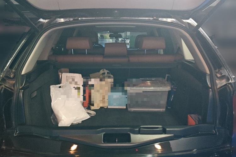 Used BMW X5  Trunk
