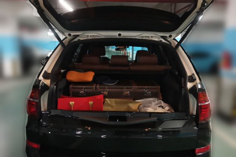 Used BMW X5 2013 xDrive35i Luxury Edition Trunk