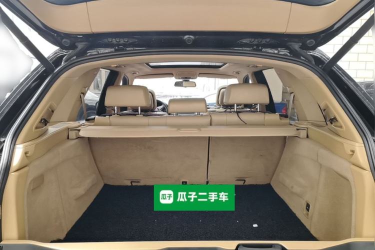 Used BMW X5 2013 xDrive35i Leading Model Trunk