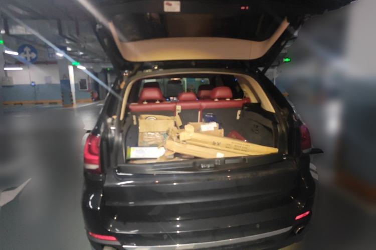 Used BMW X5 2013 xDrive35i Luxury Edition Trunk