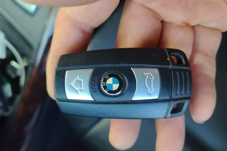 Used BMW X5 2013 xDrive35i U.S. specification Vehicle Key