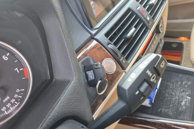 Used BMW X5 2013 xDrive35i Leading Model Vehicle Key