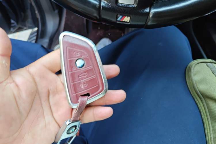 Used BMW X5 2013 xDrive35i U.S. specification Vehicle Key