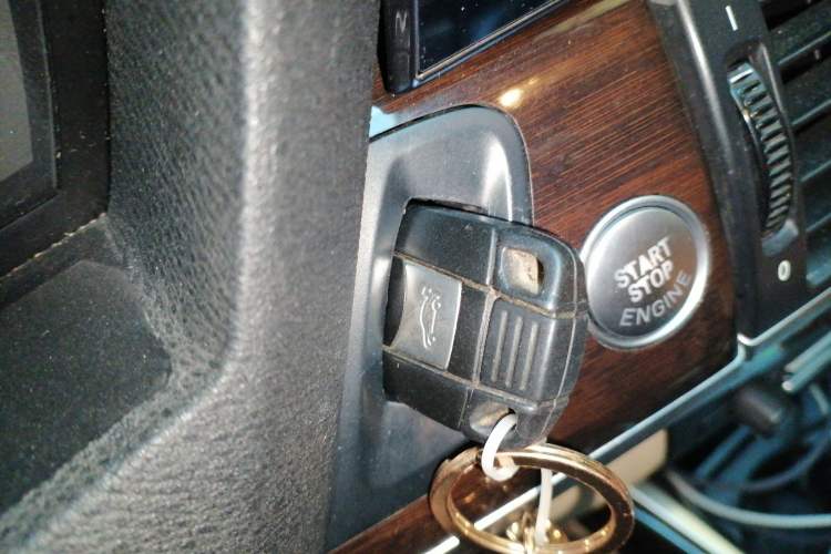 Used BMW X5 2013 xDrive35i Leading Model Vehicle Key
