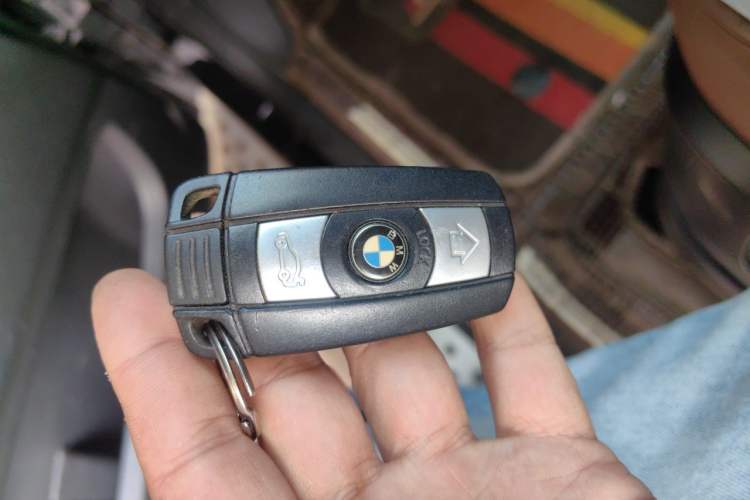 Used BMW X5 2013 xDrive35i Luxury Model Vehicle Key
