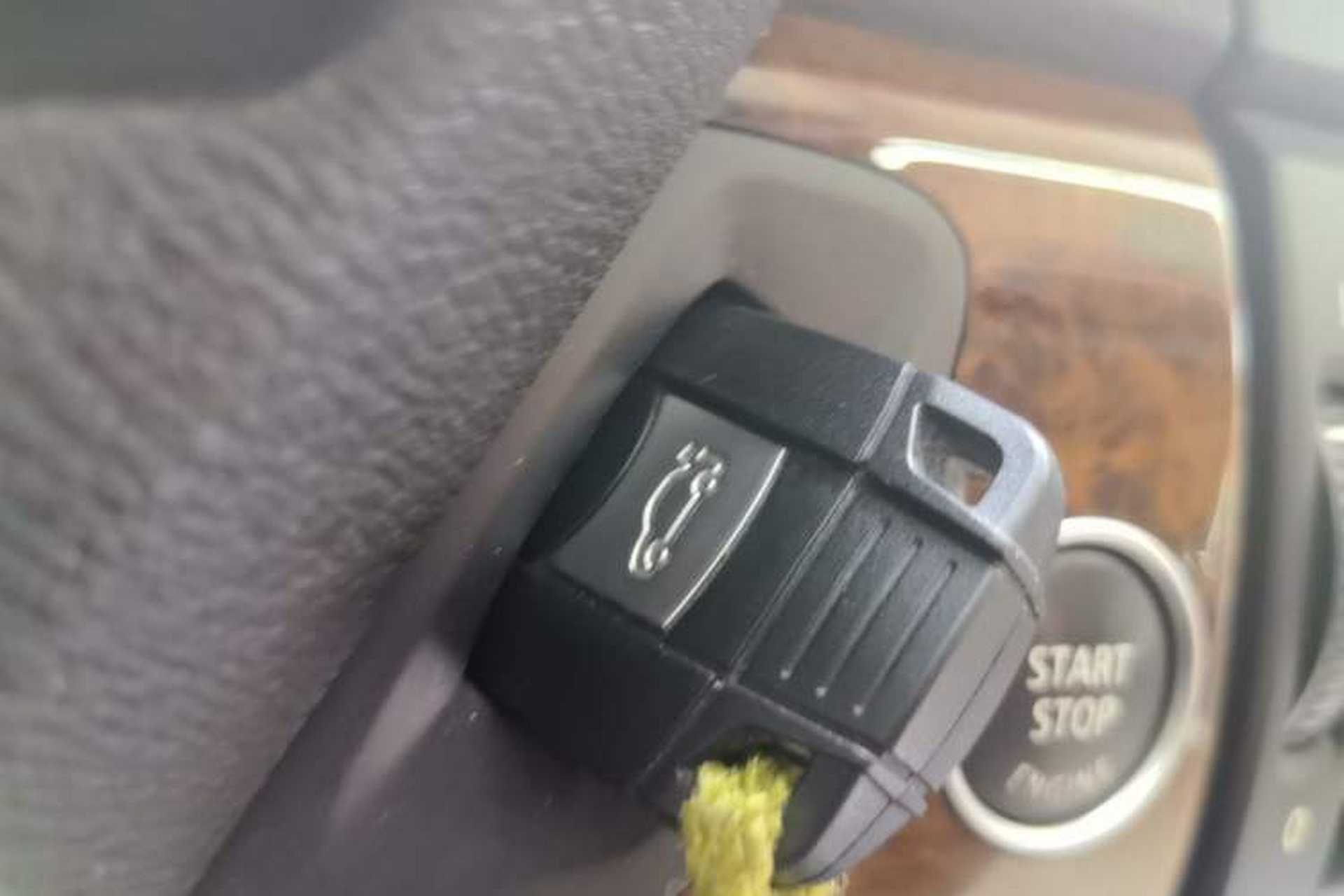 Used BMW X5 2013 xDrive35i Leading Model Vehicle Key