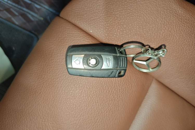 Used BMW X5 2013 xDrive35i U.S. specification Vehicle Key