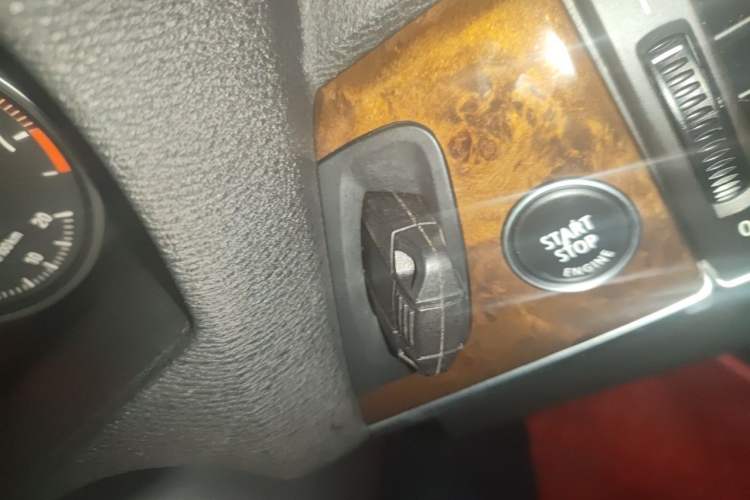 Used BMW X5 2013 xDrive35i Leading Model Vehicle Key