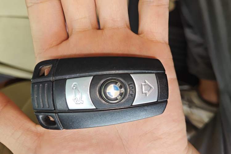 Used BMW X5 2013 xDrive35i Leading Model Vehicle Key