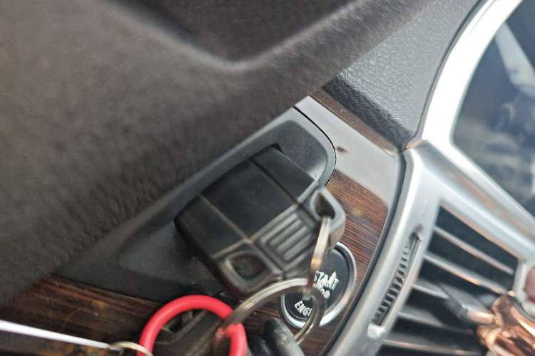 Used BMW X5 2013 xDrive35i Leading Model Vehicle Key