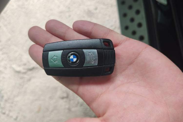 Used BMW X5 2013 xDrive35i Luxury Edition Vehicle Key