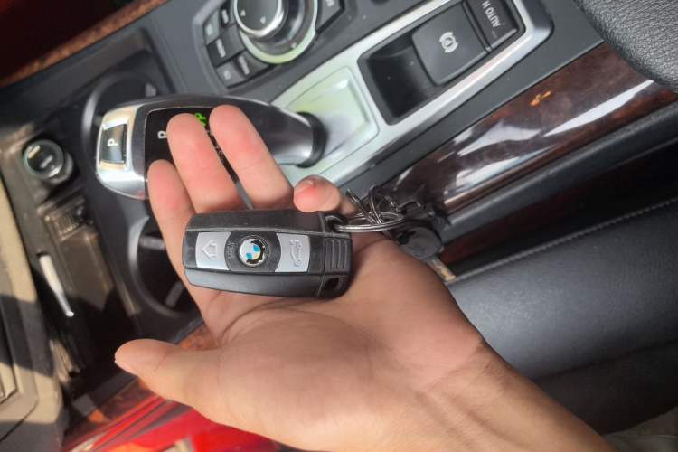 Used BMW X5 2013 xDrive35i Leading Model Vehicle Key