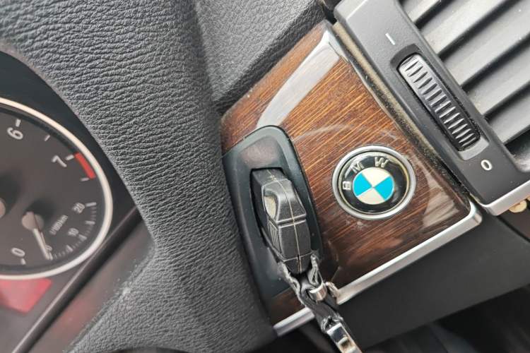 Used BMW X5 2013 xDrive35i Luxury Edition Vehicle Key
