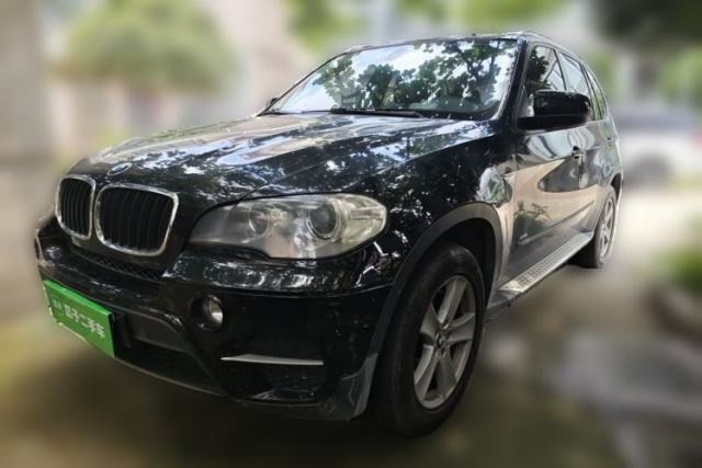 Used BMW X5 BMW X5 (parallel import), 3.0-liter, automatic transmission, 5 seats