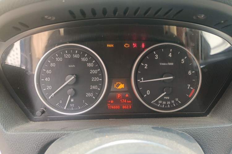 Used BMW X5 2013 xDrive35i Leading Model Instrument Cluster