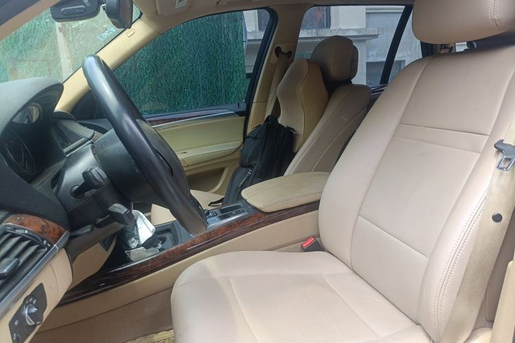 Used BMW X5 2013 xDrive35i Leading Model Left Front Seat