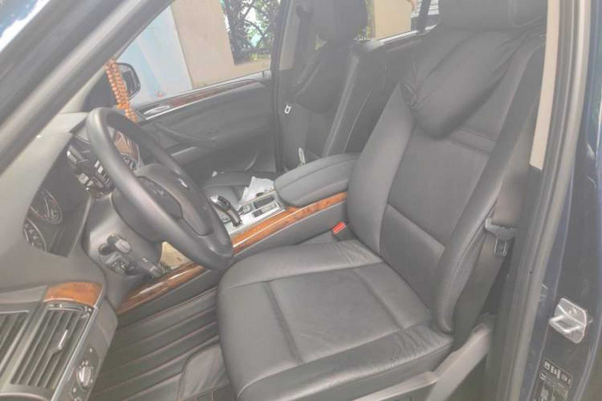 Used BMW X5 2013 xDrive35i Leading Model Left Front Seat