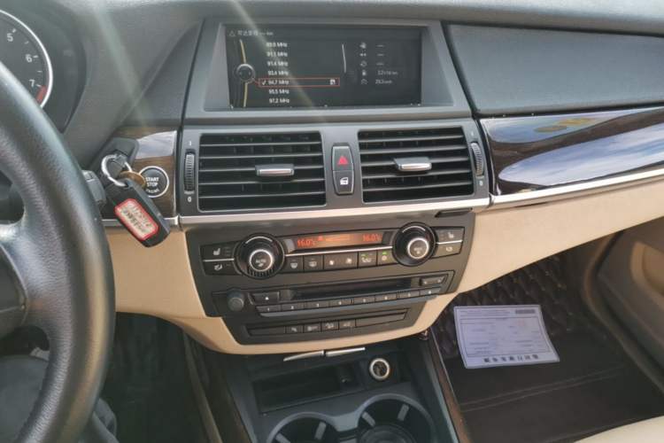 Used BMW X5 2013 xDrive35i Leading Model Audio And AC Panel