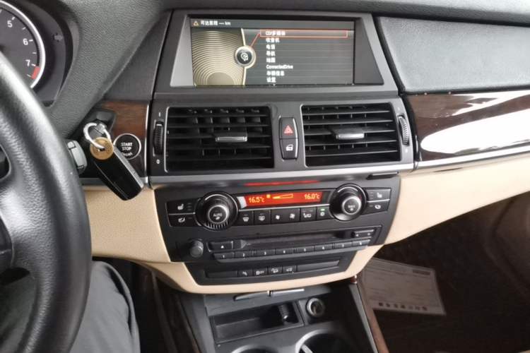 Used BMW X5 2013 xDrive35i Leading Model Audio And AC Panel