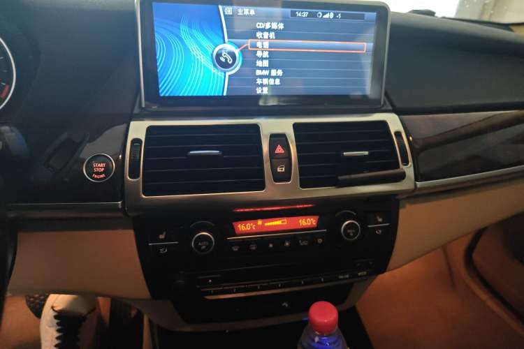 Used BMW X5  Audio And AC Panel