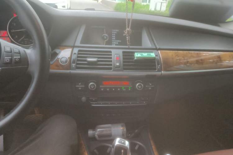 Used BMW X5 2013 xDrive35i Luxury Model Audio And AC Panel