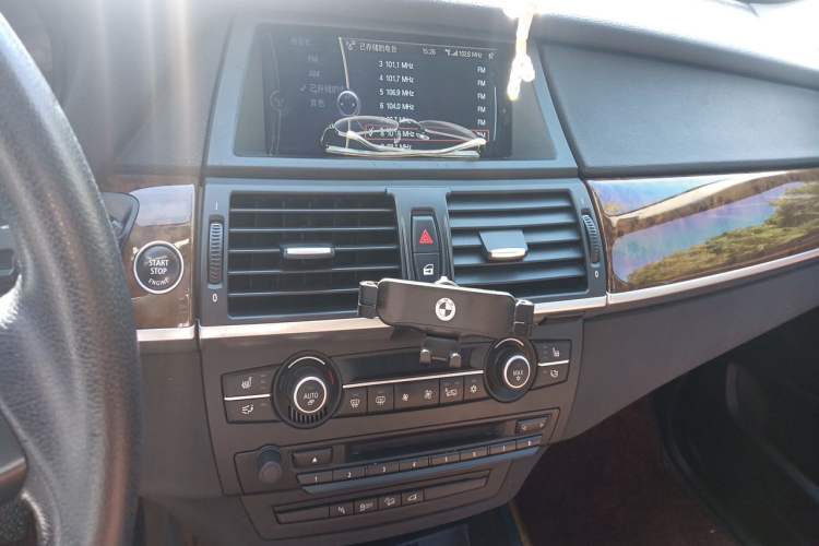 Used BMW X5 2013 xDrive35i Leading Model Audio And AC Panel