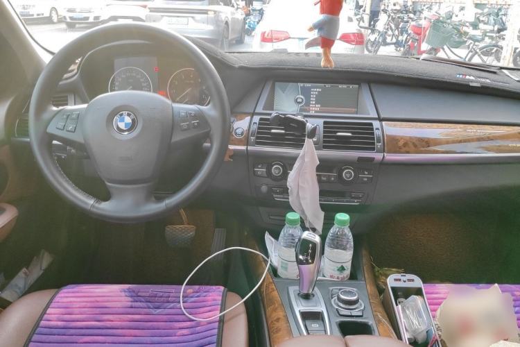 Used BMW X5 2013 xDrive35i Leading Model Center Console