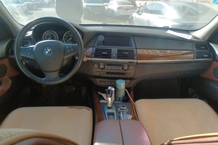 Used BMW X5 2013 xDrive35i Leading Model Center Console