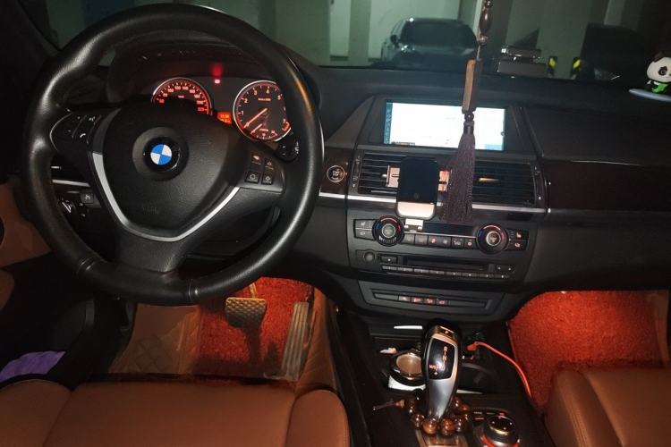 Used BMW X5 2013 xDrive35i Luxury Edition Center Console