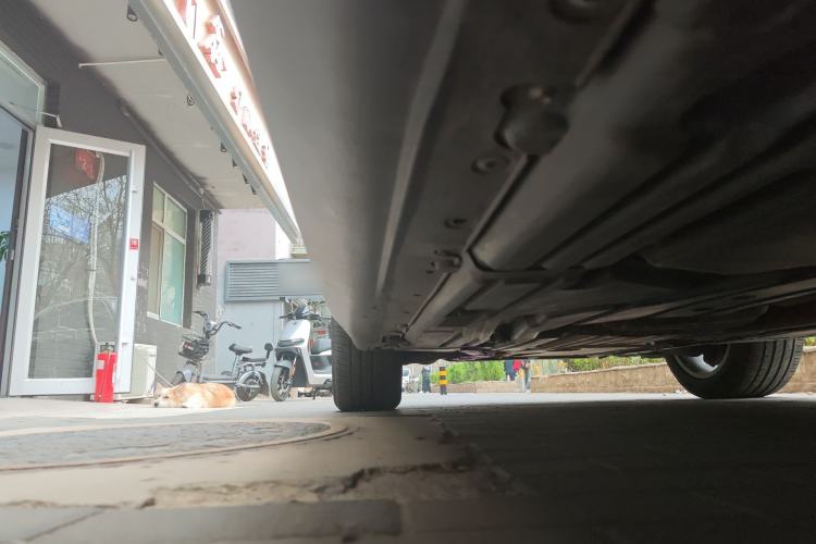 Used BMW X5 2013 xDrive35i U.S. specification Chassis Rear Left